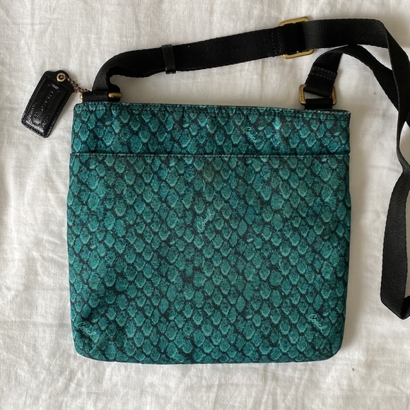 New Coach Crossbody - 10.5” x 10” - Green - Picture 8 of 9